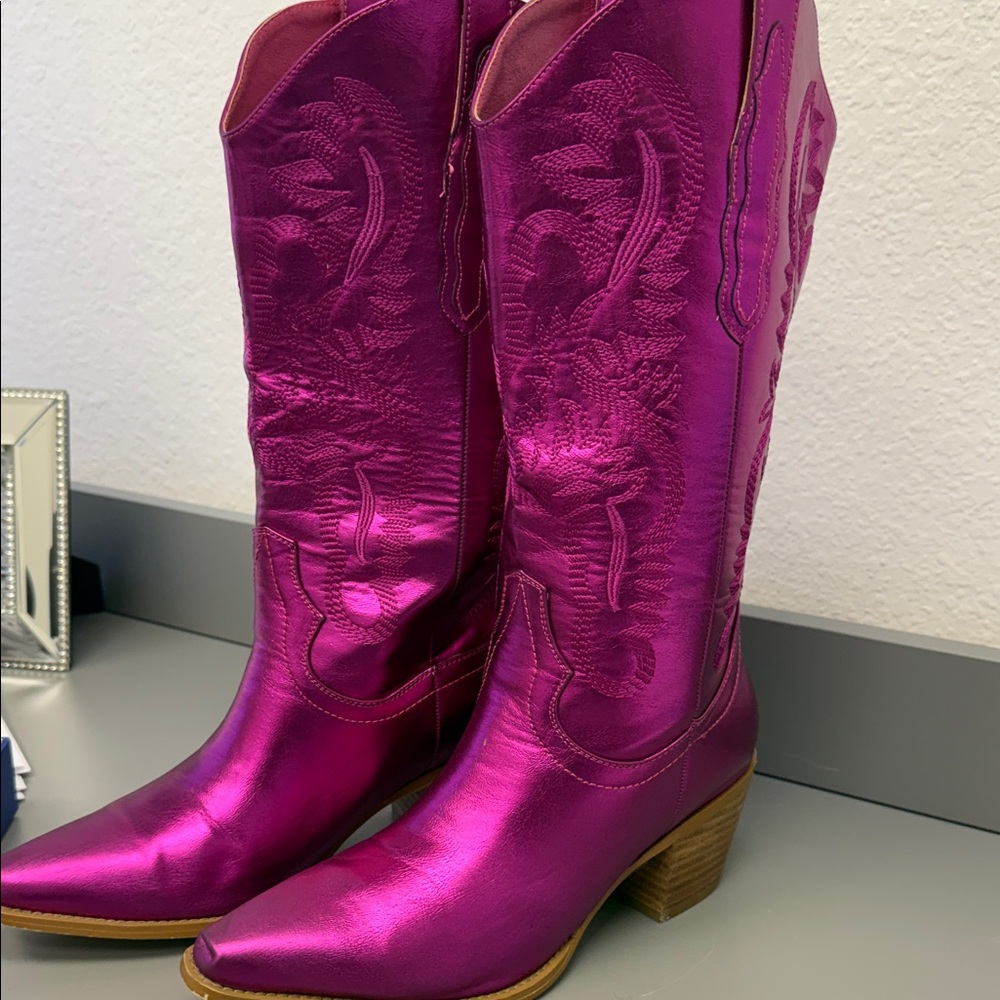 Stylish Pink Cowboy Boots